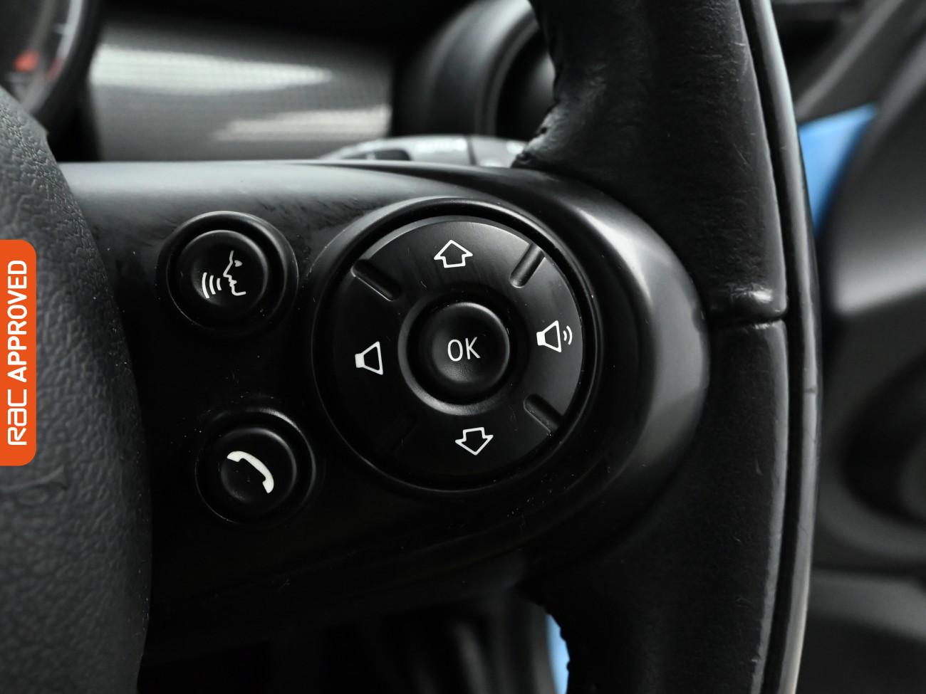 Used MINI Hatch 2018 for sale - 76641869: Photo 19