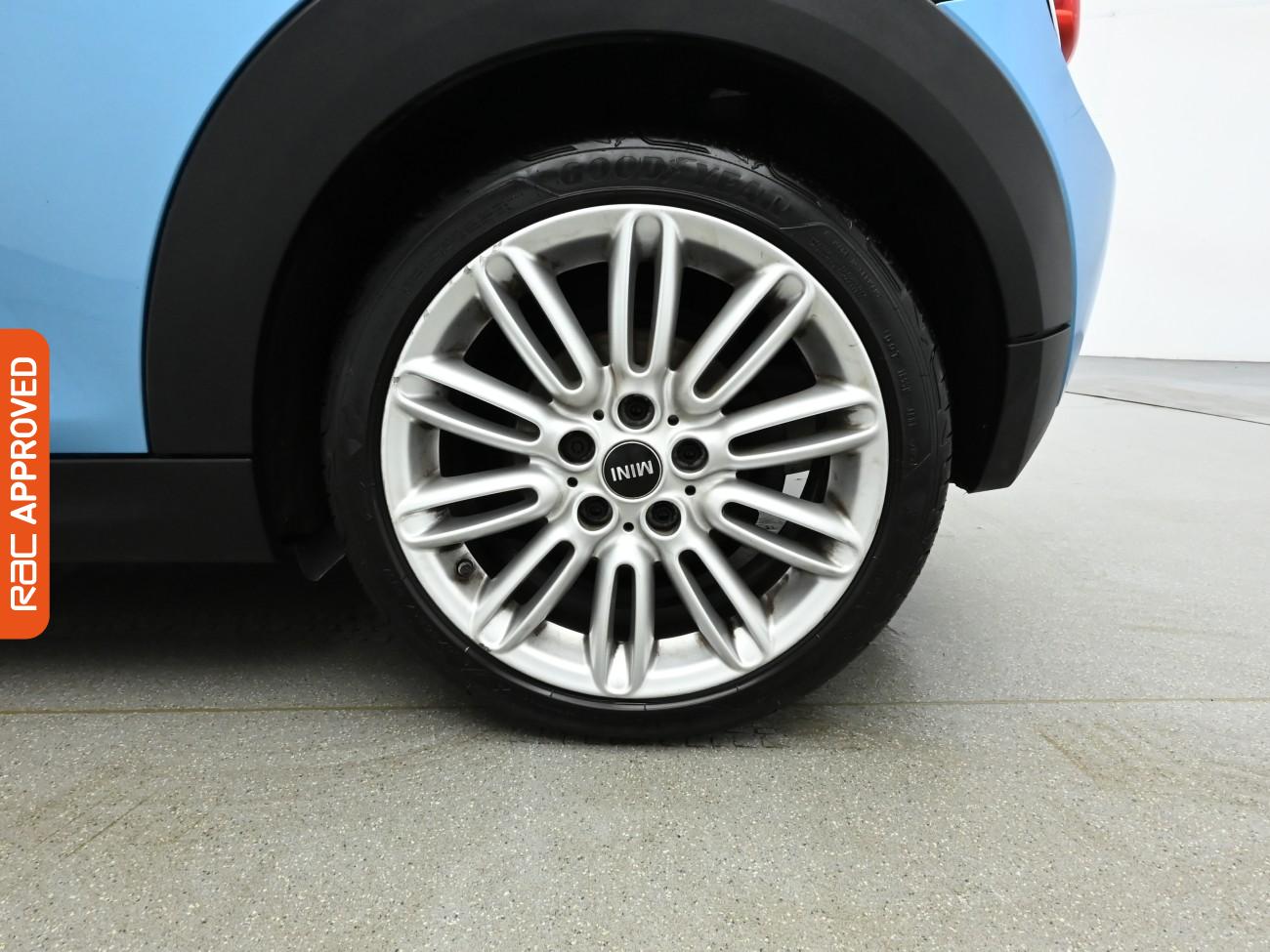 Used MINI Hatch 2018 for sale - 76641869: Photo 24