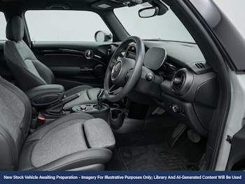 Used MINI Hatch 2022 for sale - 78453987: Photo