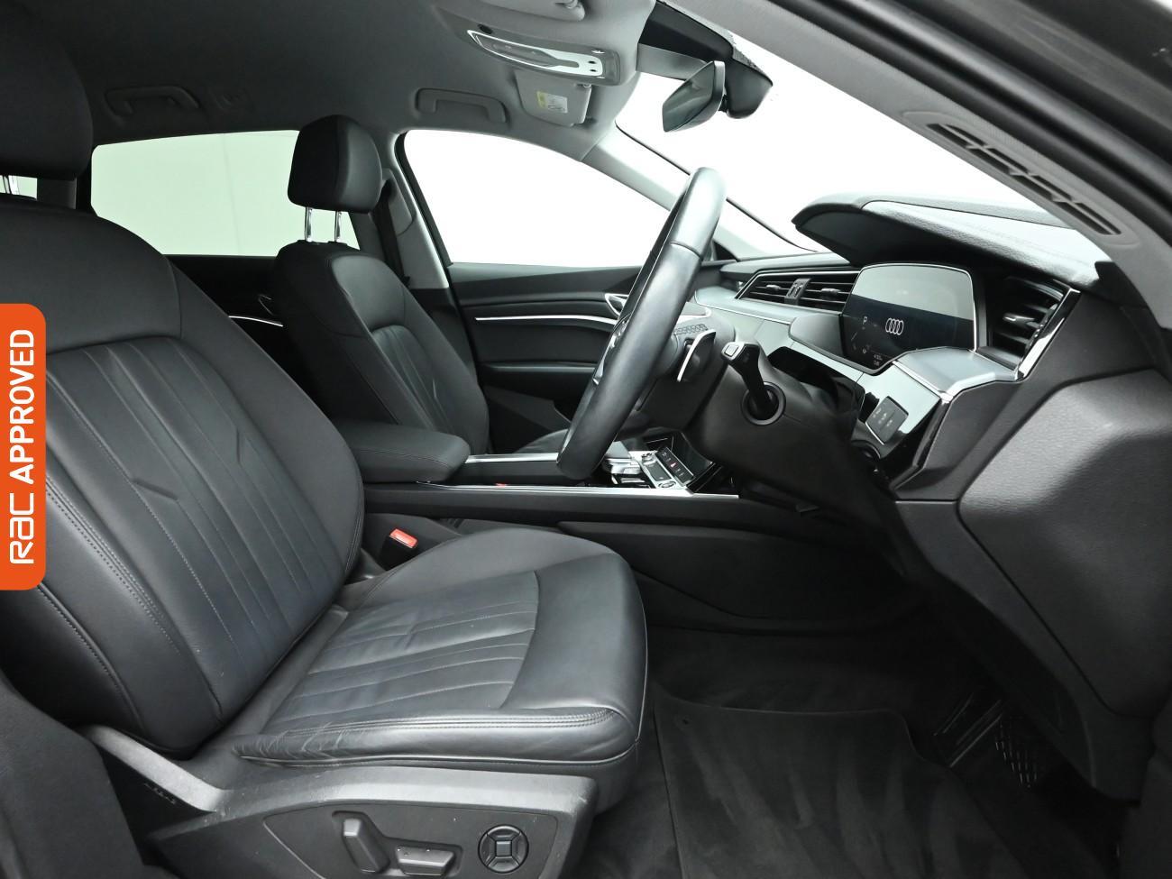 Used Audi e-tron 2020 for sale - 76650575: Photo 14