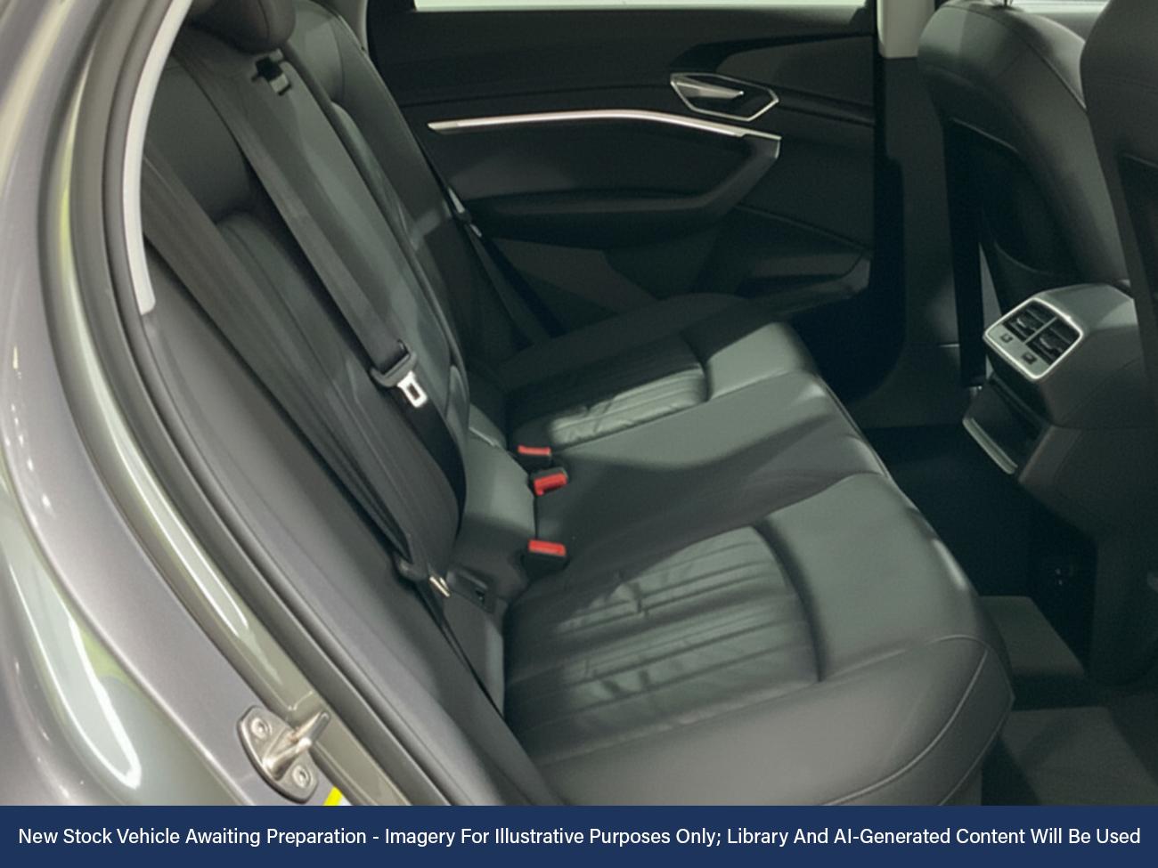 Used Audi e-tron 2020 for sale - 76650575: Photo 4