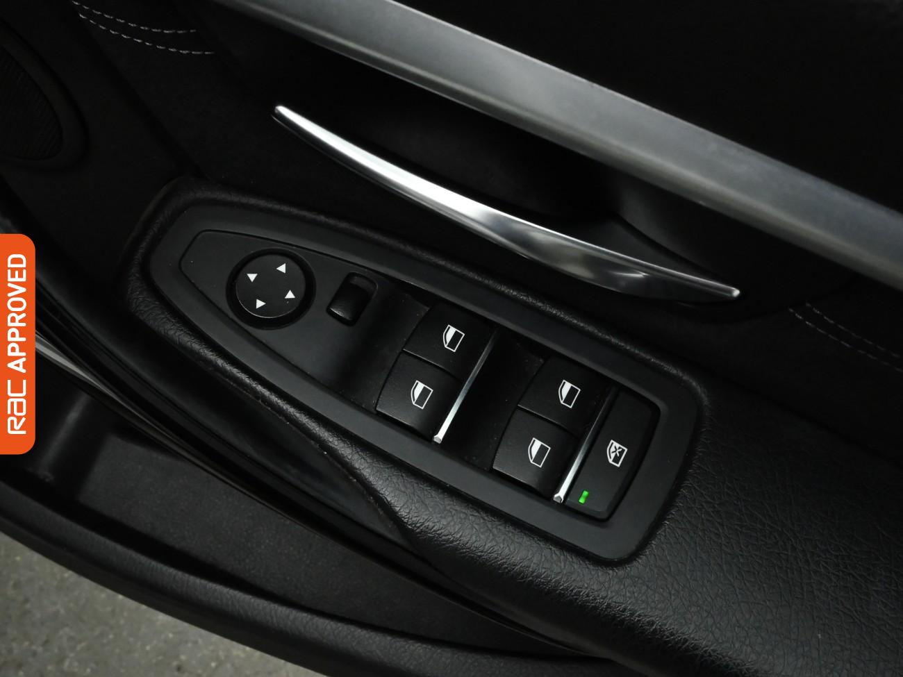 Used BMW 3 Series 2018 for sale - 76863211: Photo 24