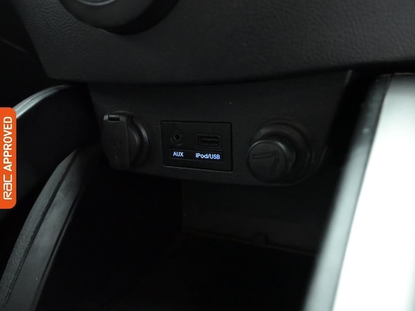 Used Hyundai Veloster 2013 for sale - 76182152: Photo 18