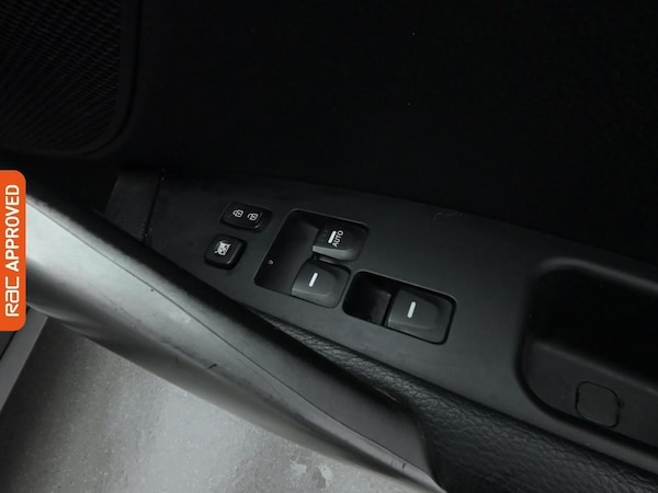 Used Hyundai Veloster 2013 for sale - 76182152: Photo 24