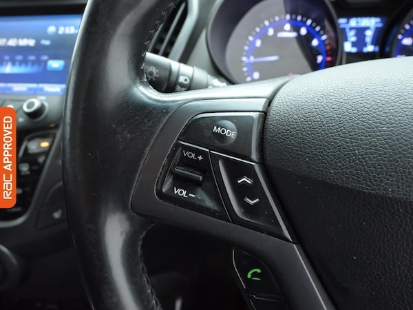 Used Hyundai Veloster 2013 for sale - 76182152: Photo 26