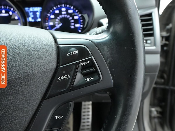 Used Hyundai Veloster 2013 for sale - 76182152: Photo 29