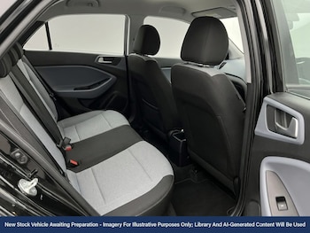 Used Hyundai i20 2016 for sale - 78408063: Photo