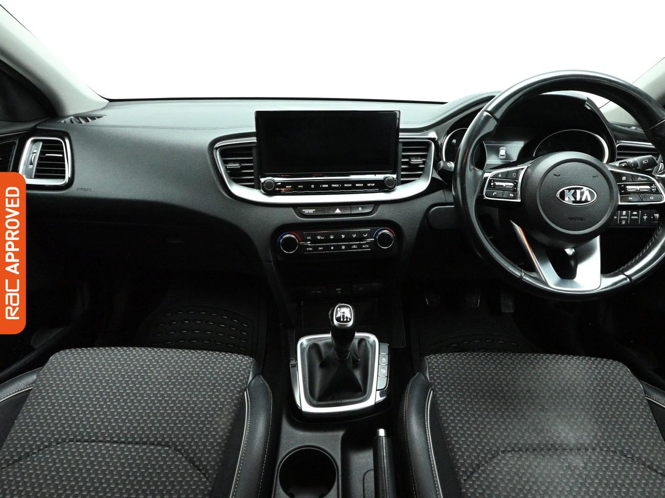 Used Kia Ceed 2019 for sale - 77775820: Photo 2