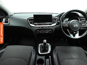 Used Kia Ceed 2019 for sale - 77775820: Photo