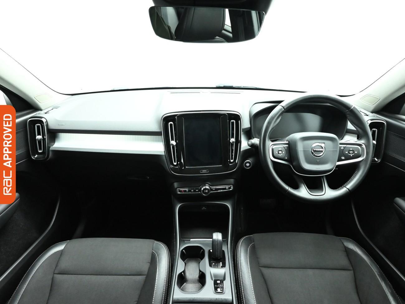 Used Volvo XC40 2019 for sale - 77415351: Photo 2
