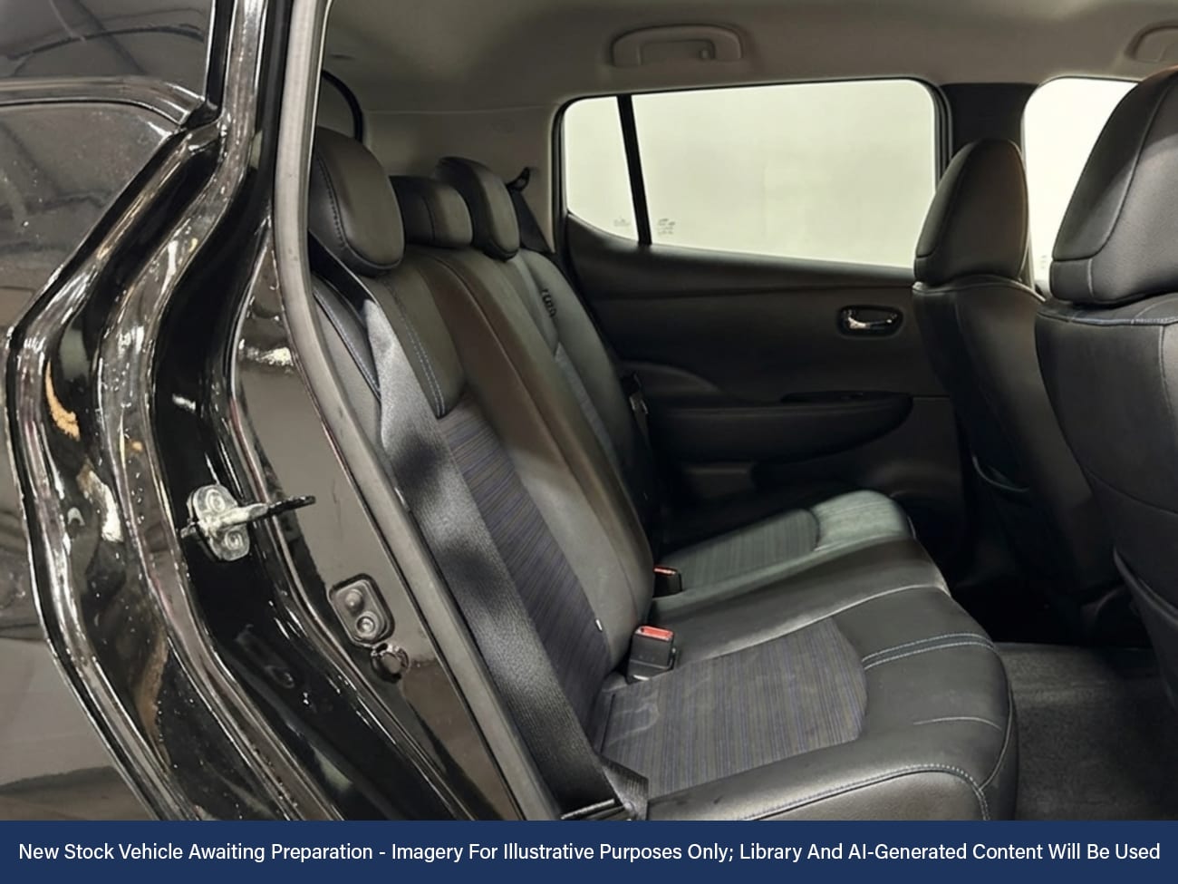 Used Nissan Leaf 2021 for sale - 78121053: Photo 4