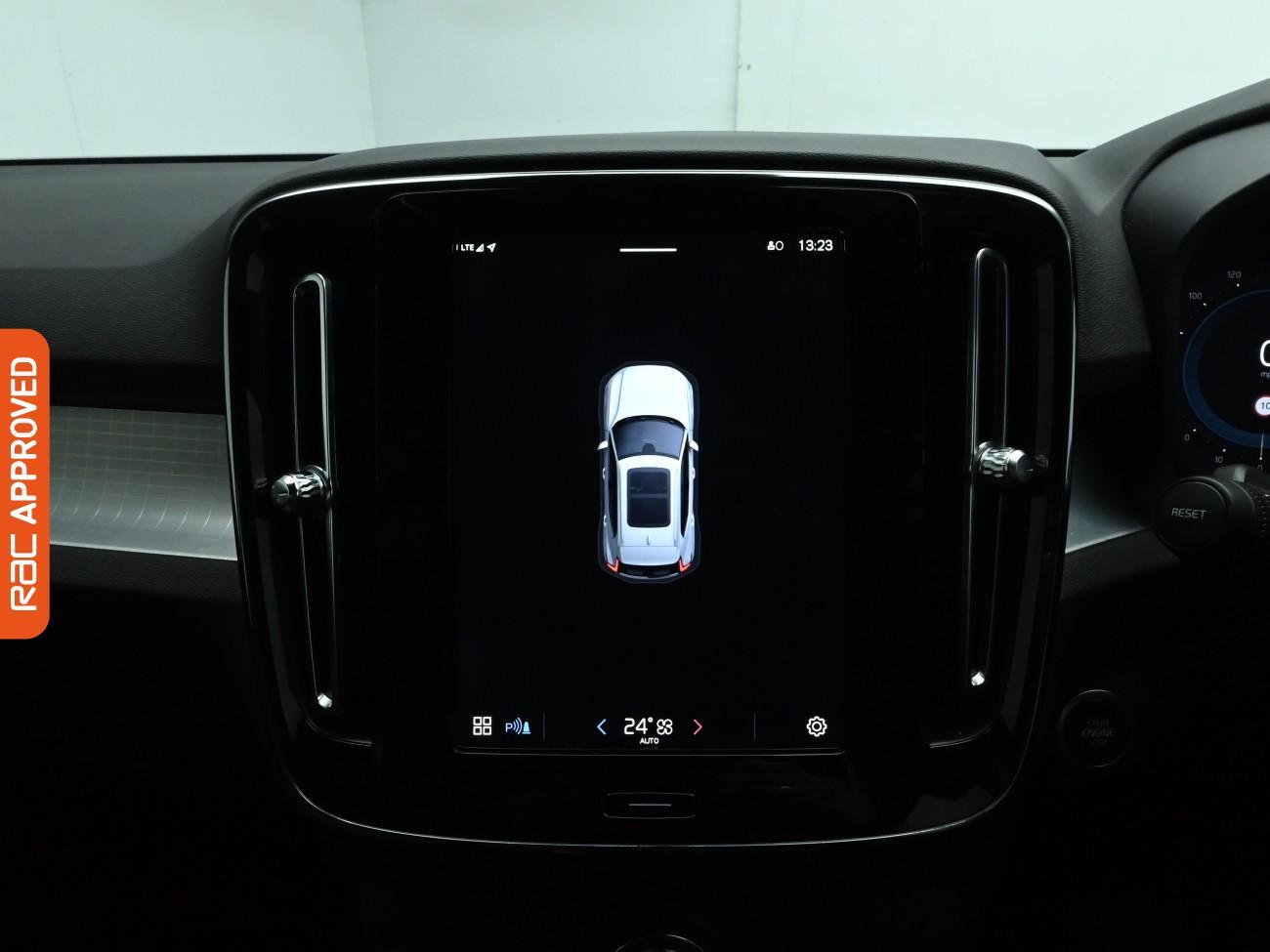 Used Volvo XC40 2022 for sale - 76453419: Photo 15