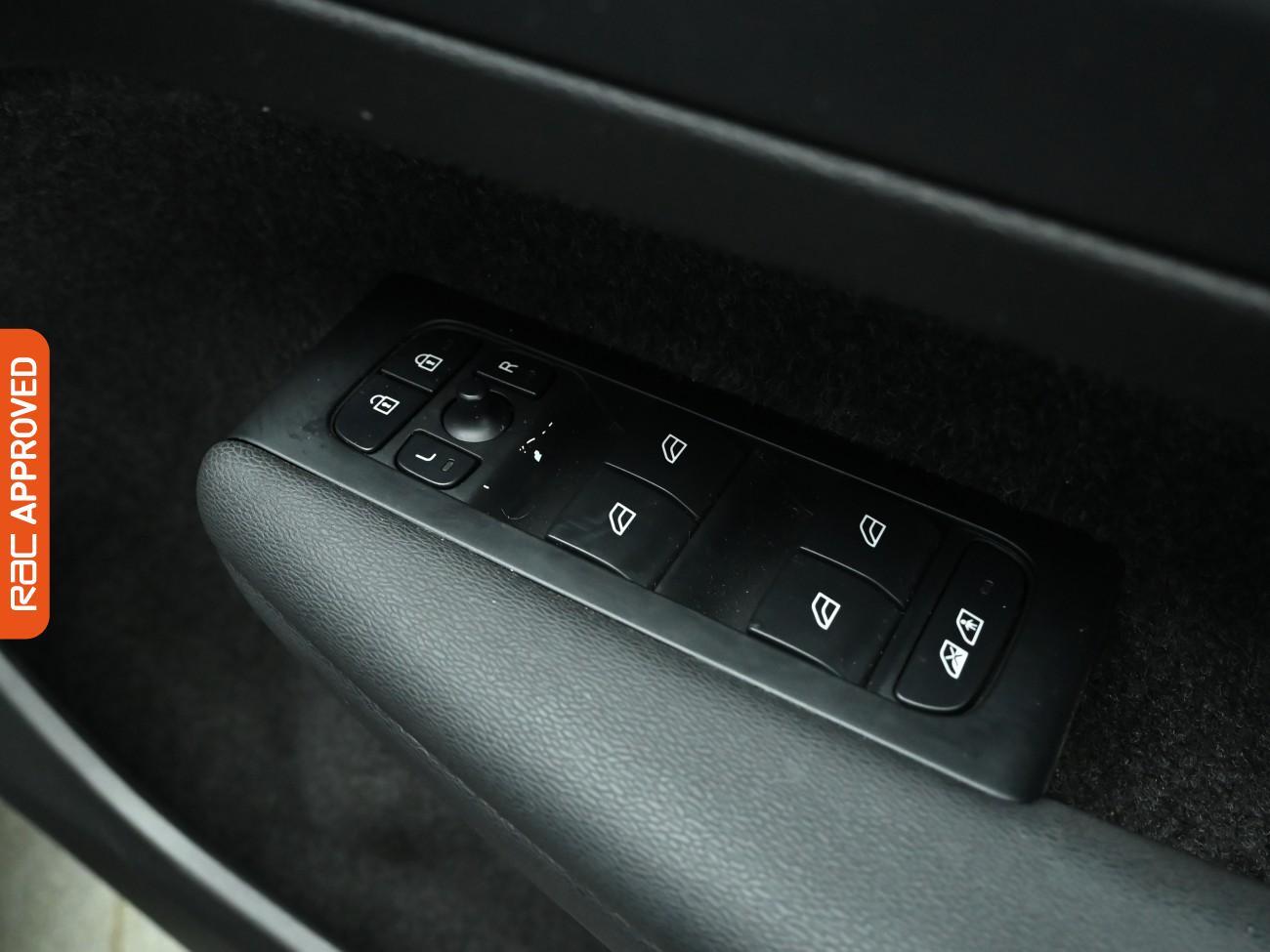 Used Volvo XC40 2022 for sale - 76453419: Photo 24