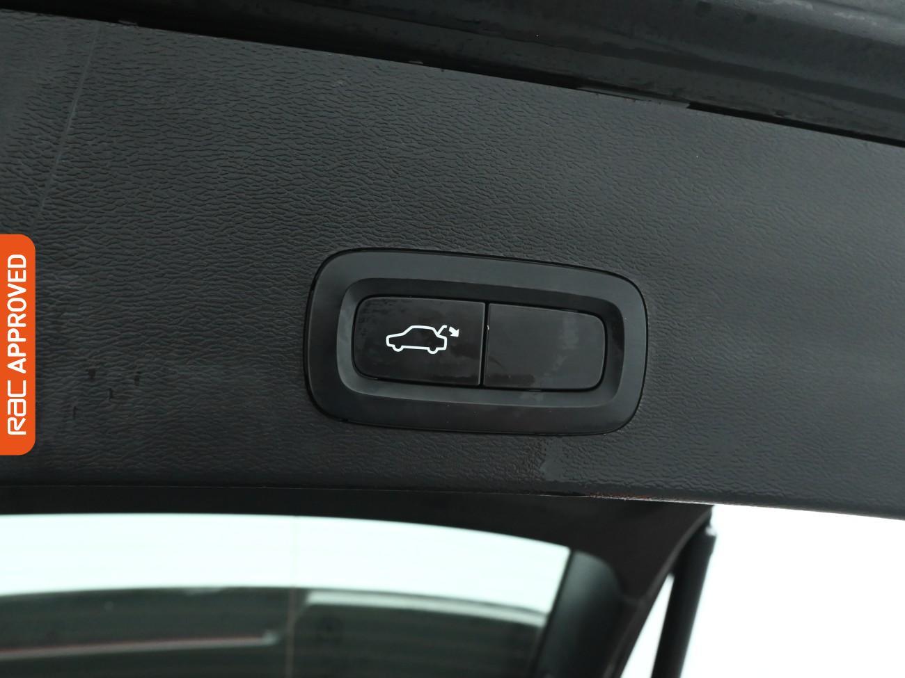 Used Volvo XC40 2022 for sale - 76453419: Photo 26