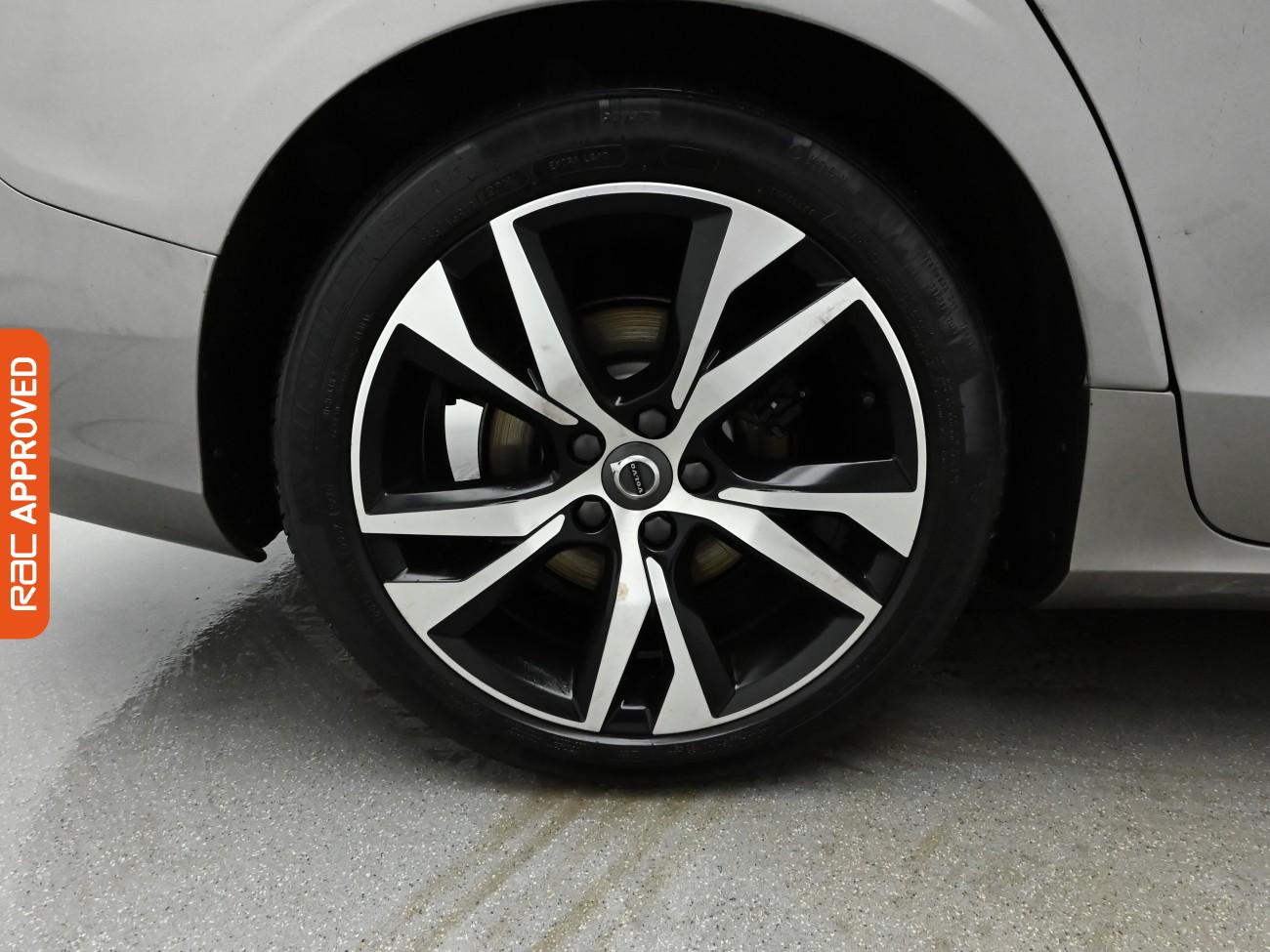 Used Volvo V60 2019 for sale - 77719341: Photo 26