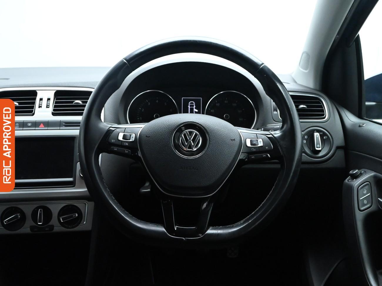 Used Volkswagen Polo 2016 for sale - 76529272: Photo 9