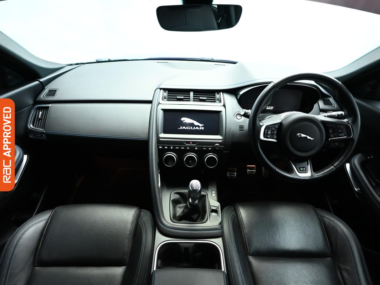 Used Jaguar E-Pace 2019 for sale - 76219861: Photo 2