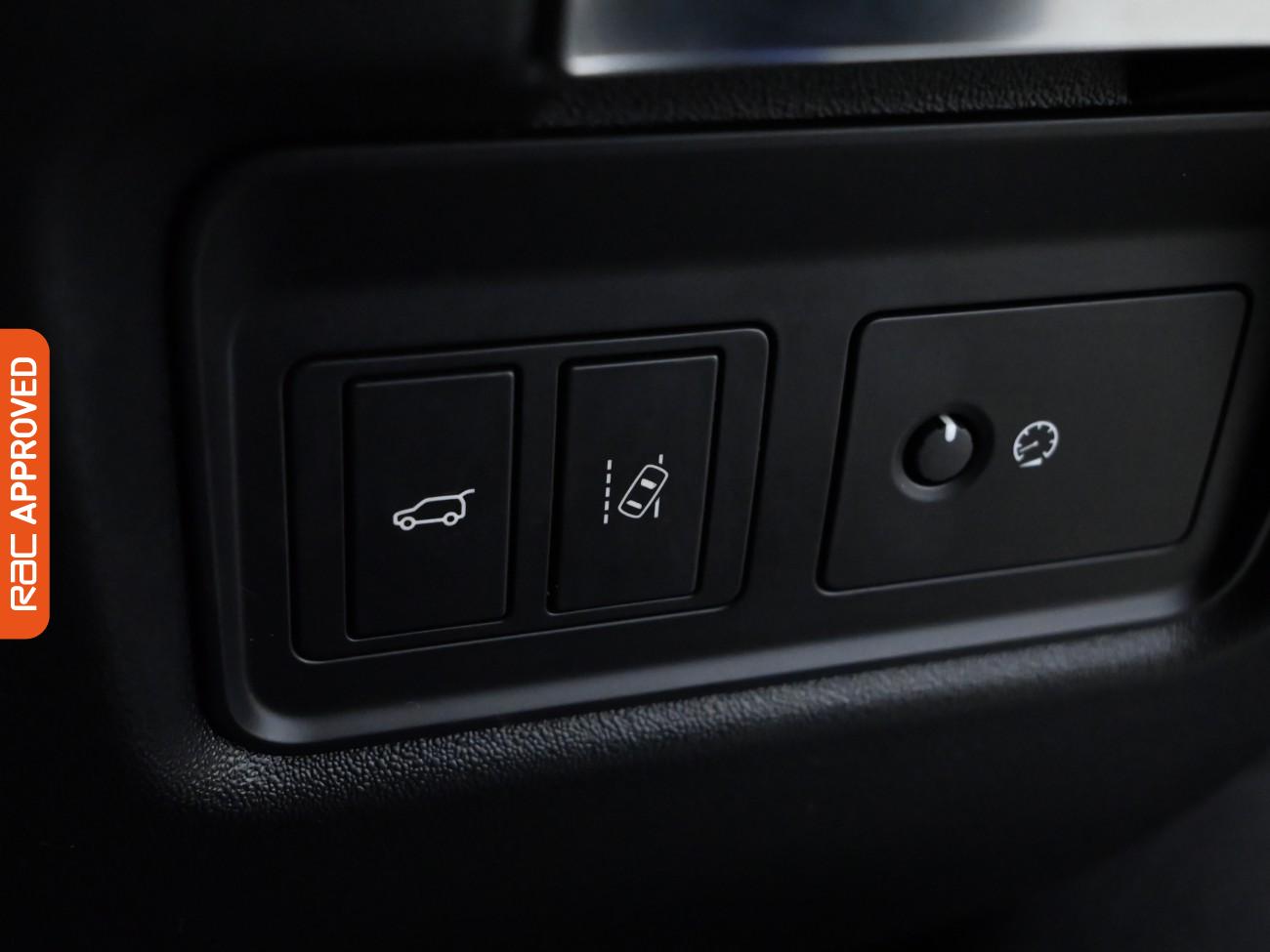 Used Jaguar E-Pace 2019 for sale - 76219861: Photo 23