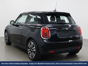 Used MINI Electric Hatch 2022 for sale - 76732576: Photo