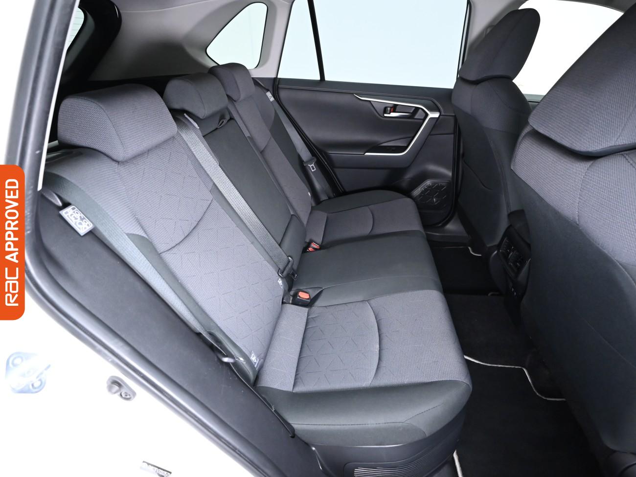 Used Toyota RAV4 2020 for sale - 76636907: Photo 13