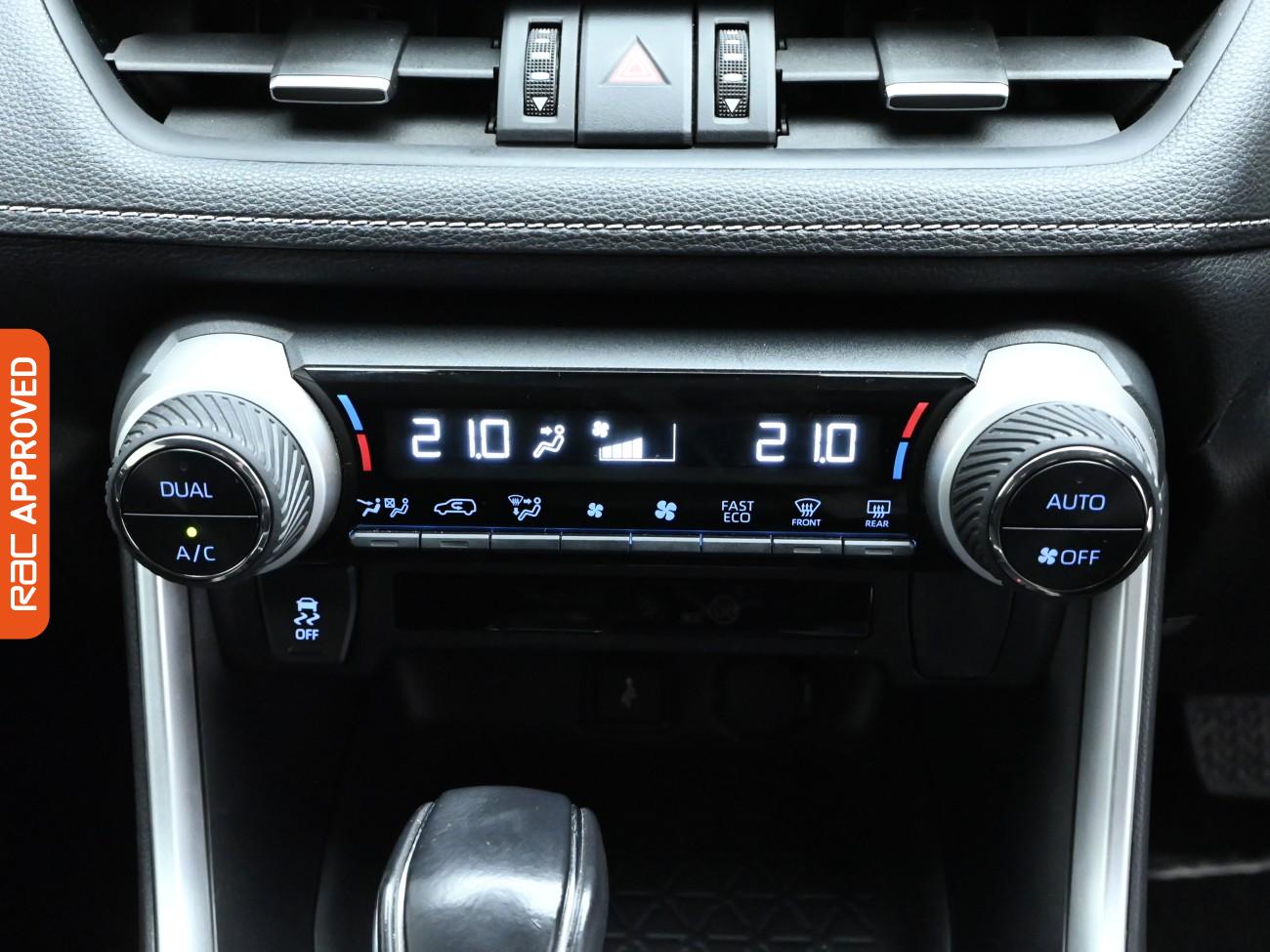 Used Toyota RAV4 2020 for sale - 76636907: Photo 17