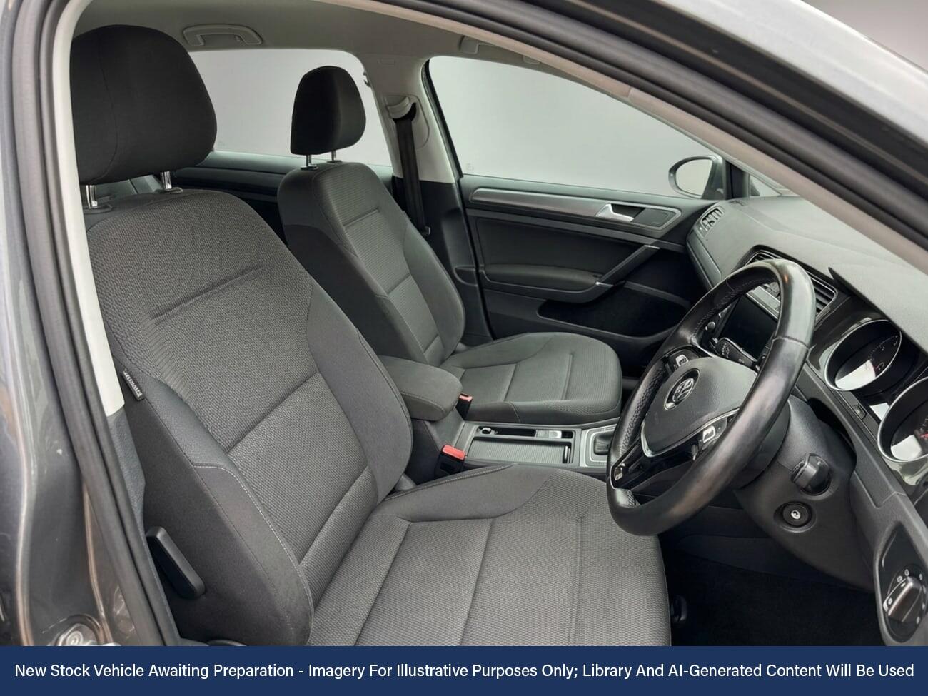 Used Volkswagen Golf 2026 for sale - 78163389: Photo 3