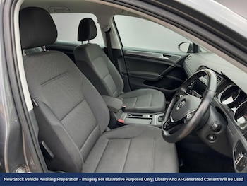 Used Volkswagen Golf 2026 for sale - 78163389: Photo