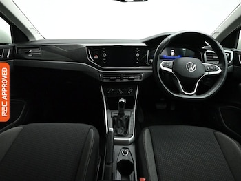 Used Volkswagen Polo 2024 for sale - 79272770: Photo