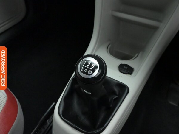 Used Volkswagen up! 2013 for sale - 74608429: Photo 17