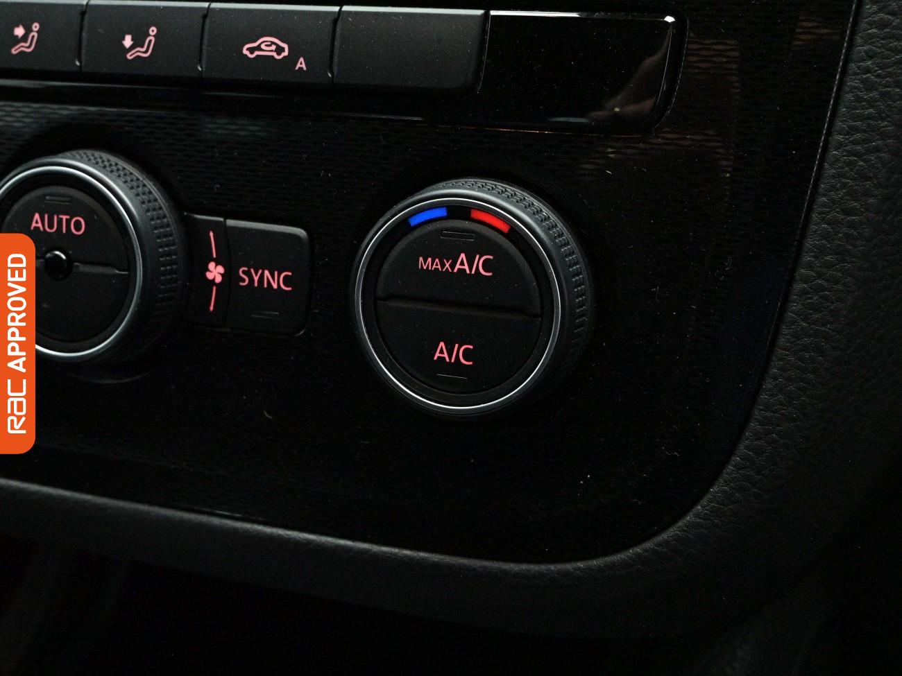 Used Volkswagen Scirocco 2016 for sale - 77989614: Photo 16