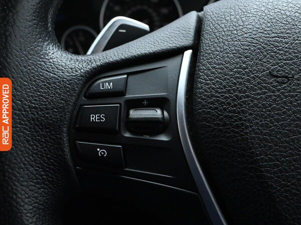 Used BMW 3 Series 2016 for sale - 76264135: Photo 24