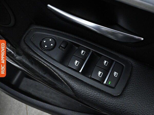 Used BMW 3 Series 2016 for sale - 76264135: Photo 29