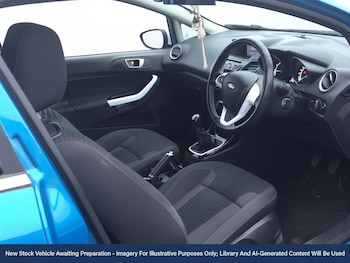 Used Ford Fiesta 2017 for sale - 76746301: Photo