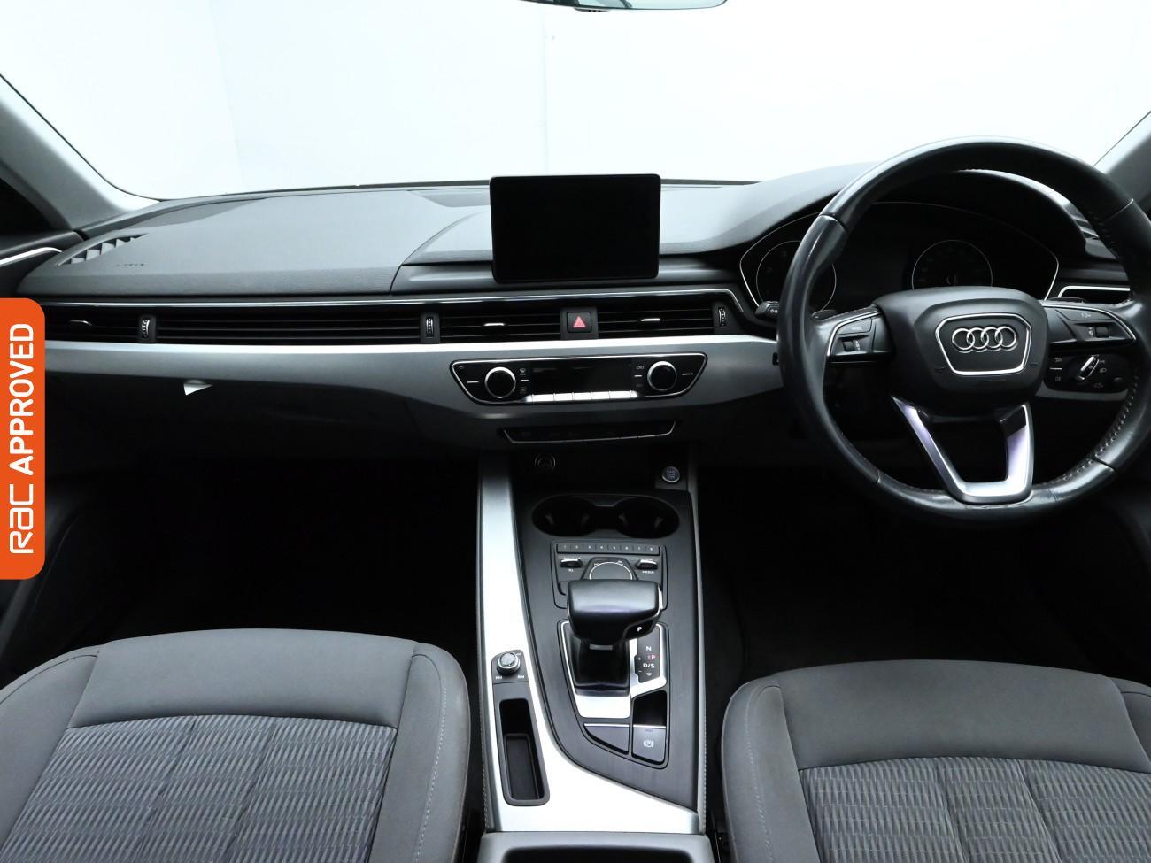 Used Audi A4 2017 for sale - 76156458: Photo 2