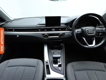Used Audi A4 2017 for sale - 76156458: Photo 2