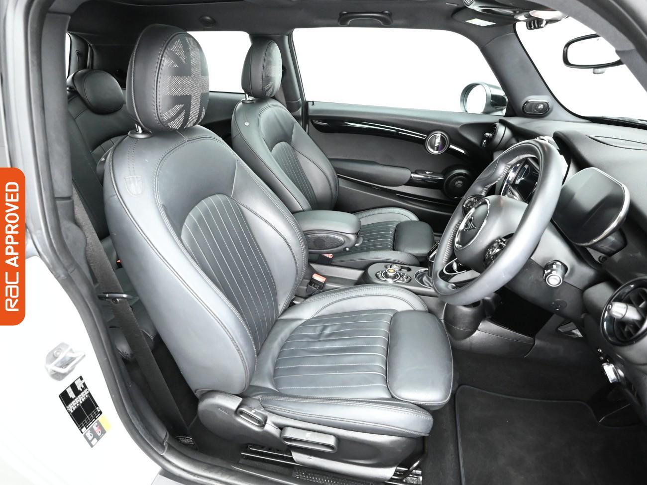 Used MINI Electric Hatch 2019 for sale - 76495376: Photo 14