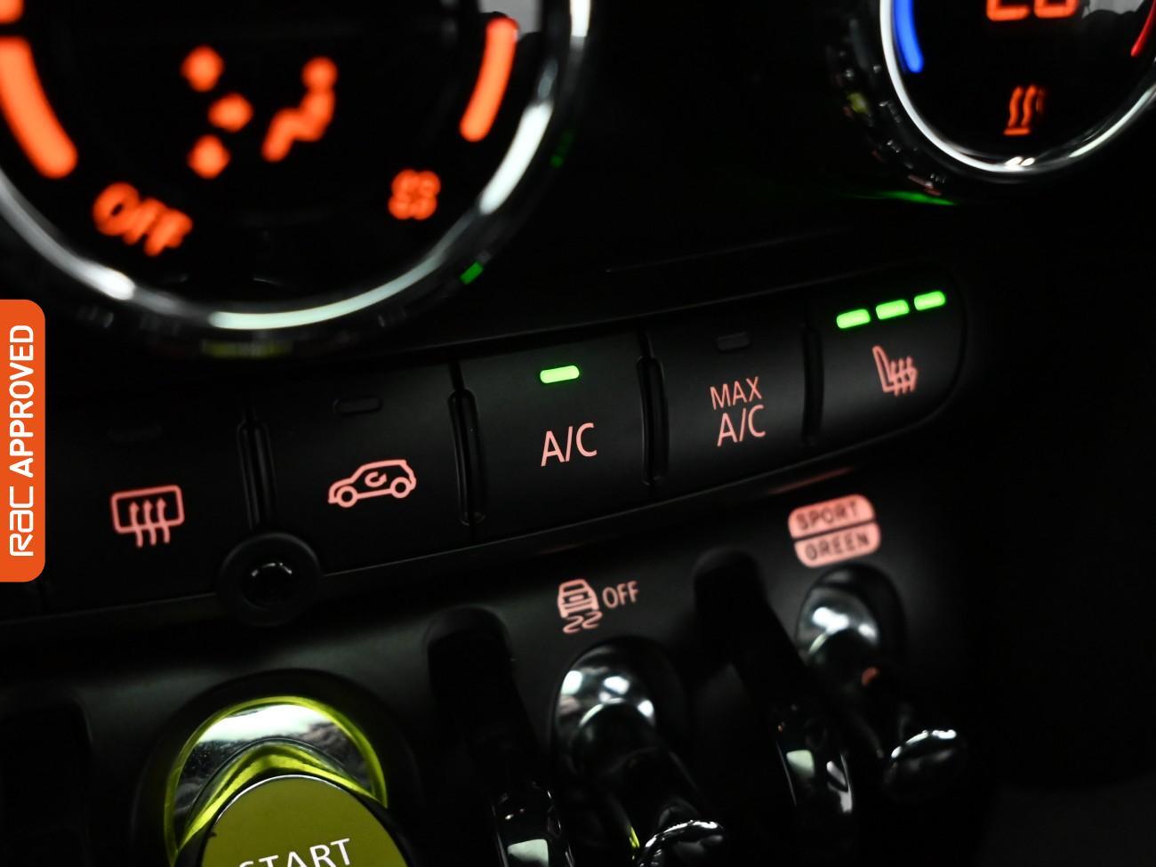 Used MINI Electric Hatch 2019 for sale - 76495376: Photo 21