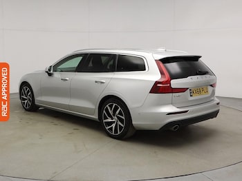 Used Volvo V60 2018 for sale - 75983406: Photo