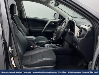 Used Toyota RAV4 2018 for sale - 78521768: Photo