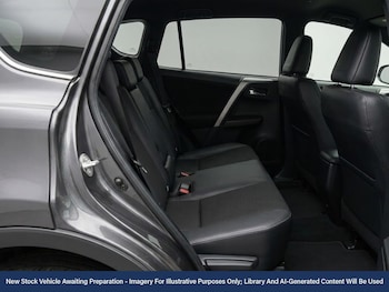 Used Toyota RAV4 2018 for sale - 78521768: Photo
