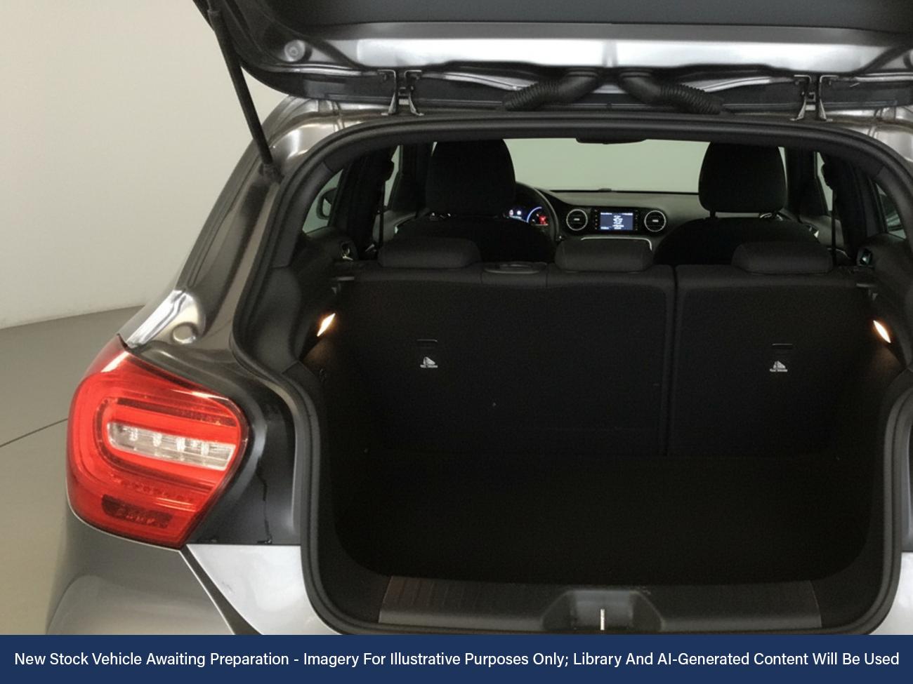 Used Mercedes-Benz A-Class 2015 for sale - 76436801: Photo 6