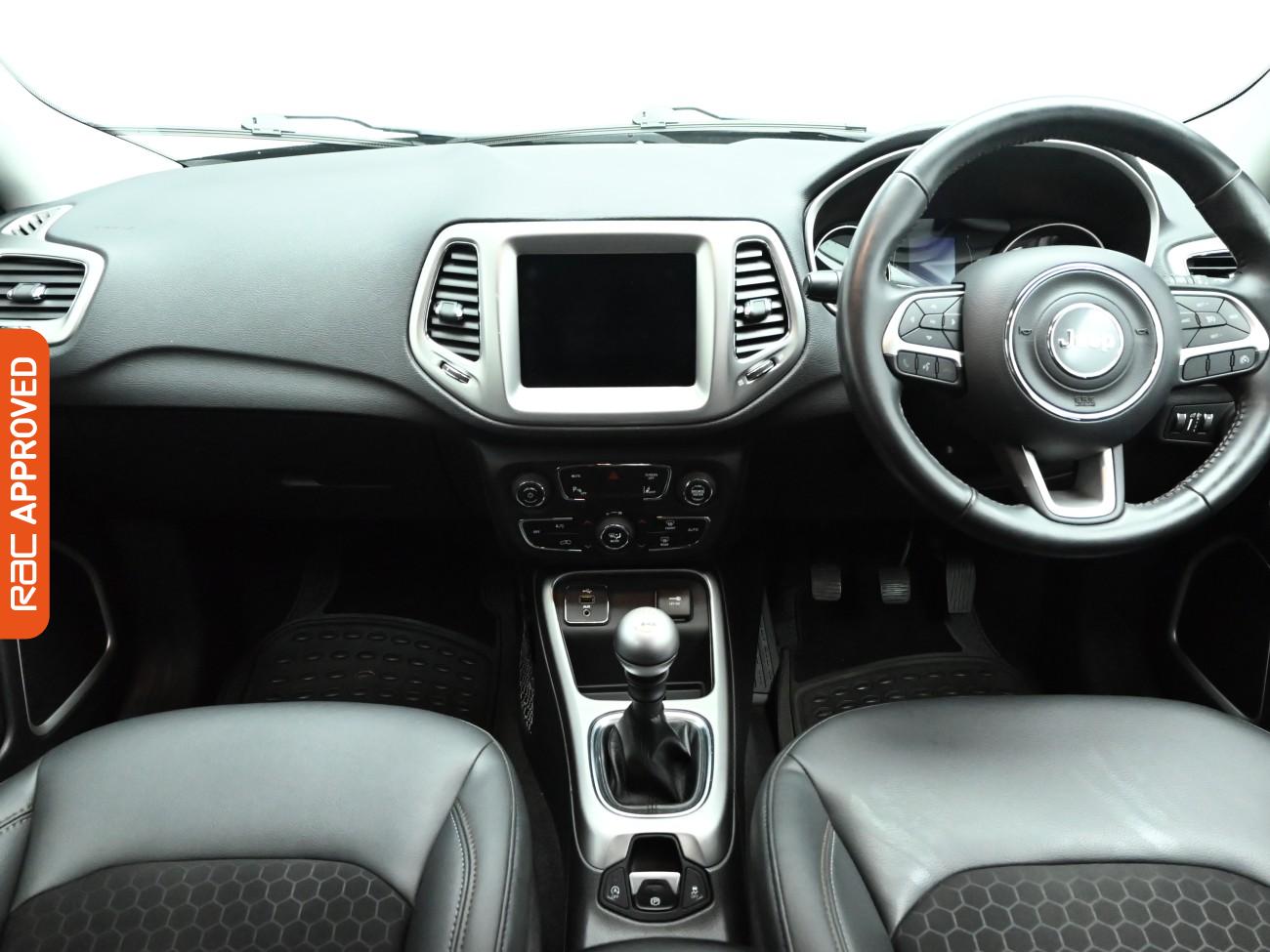 Used Jeep Compass 2018 for sale - 77199565: Photo 2