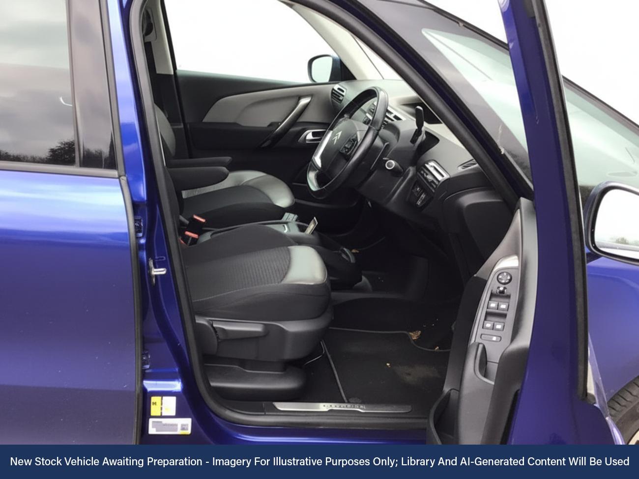 Used Citroen C4 Grand Picasso 2018 for sale - 76520012: Photo 3