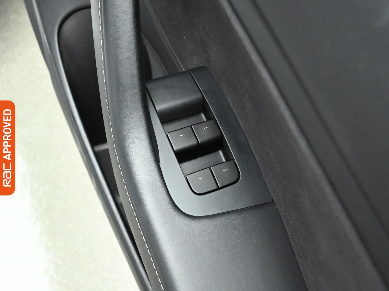 Used Tesla Model 3 2020 for sale - 77364521: Photo 26