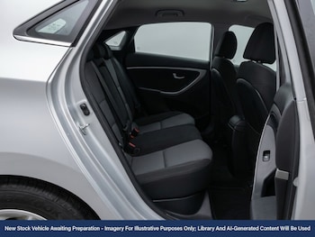 Used Hyundai i30 2015 for sale - 77812514: Photo