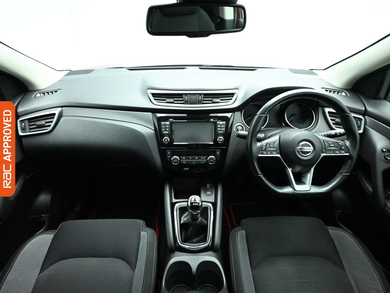 Used Nissan Qashqai 2018 for sale - 77779588: Photo 2