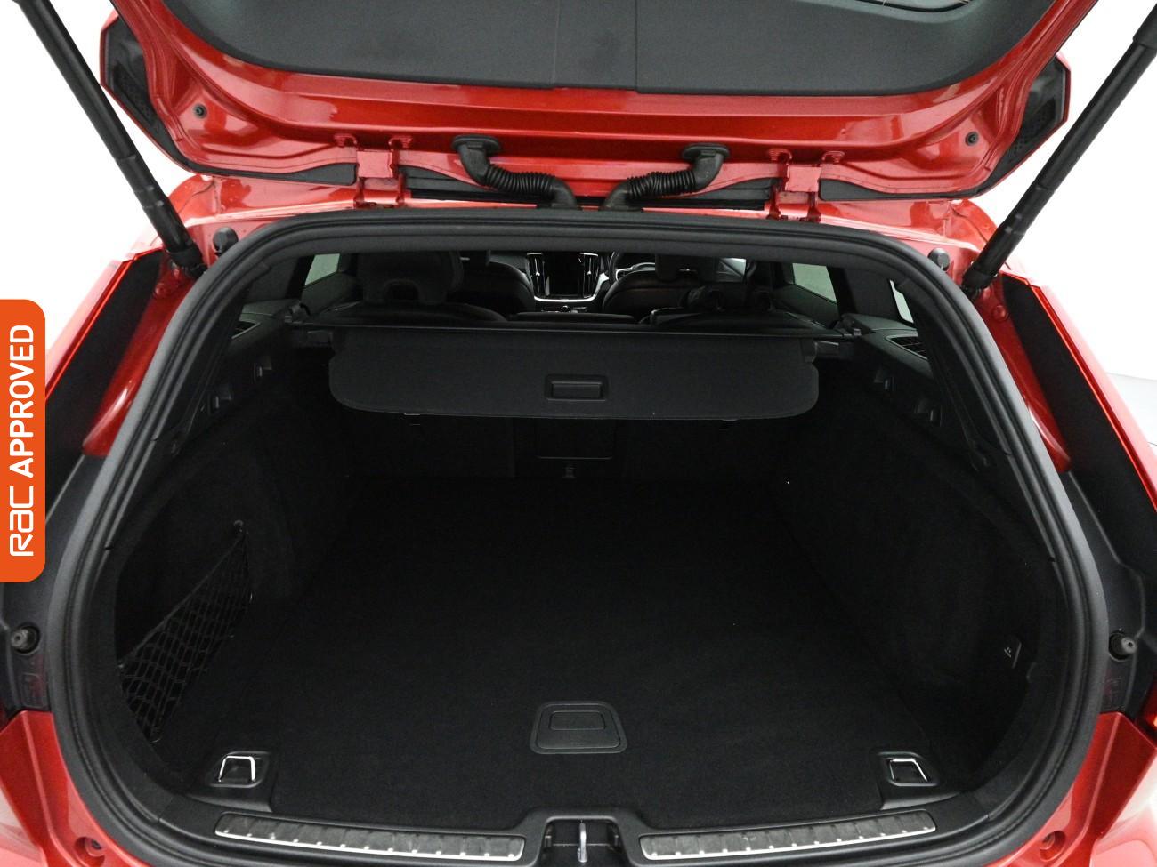 Used Volvo V60 2021 for sale - 77834804: Photo 29