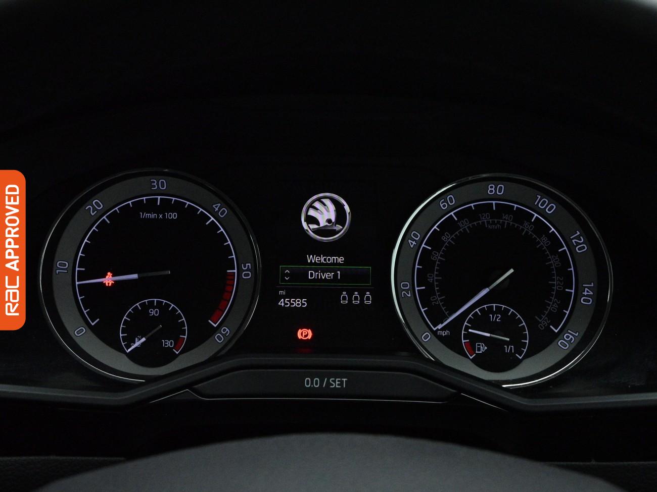 Used Skoda Superb 2017 for sale - 77692334: Photo 11