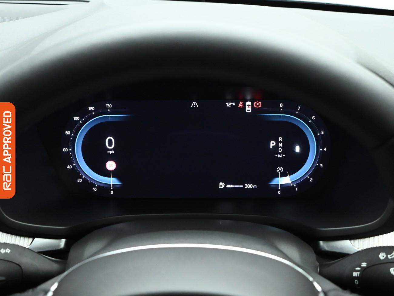 Used Volvo V60 2023 for sale - 77382331: Photo 11