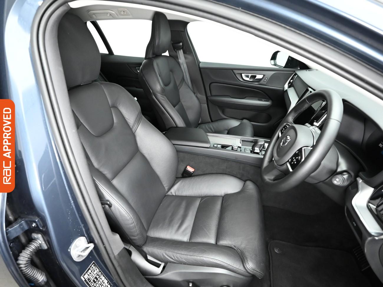 Used Volvo V60 2023 for sale - 77382331: Photo 12